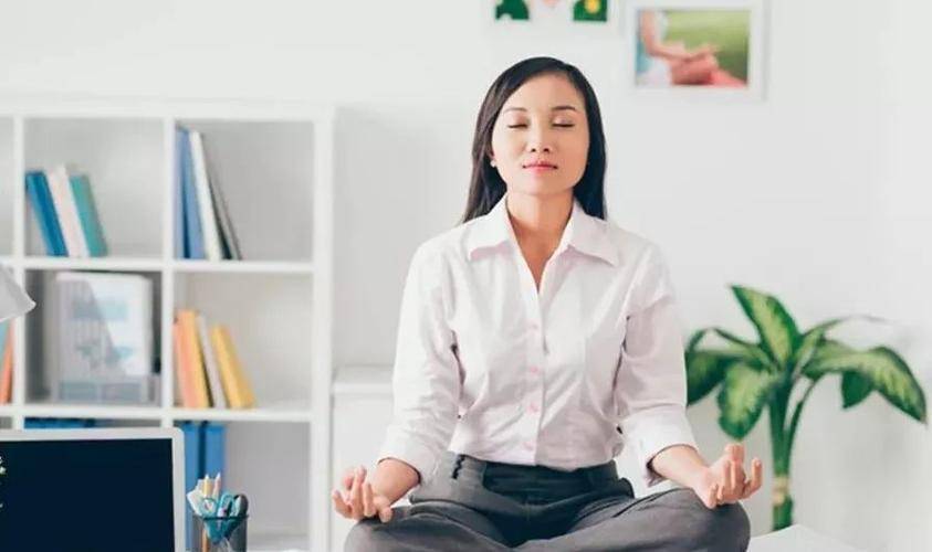 減壓冥想，職場(chǎng)壓力的長期緩解之道