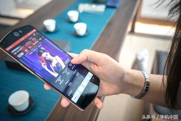 央視揭秘消費(fèi)新模式風(fēng)險(xiǎn)，先享后付套路多，警示風(fēng)險(xiǎn)曝光