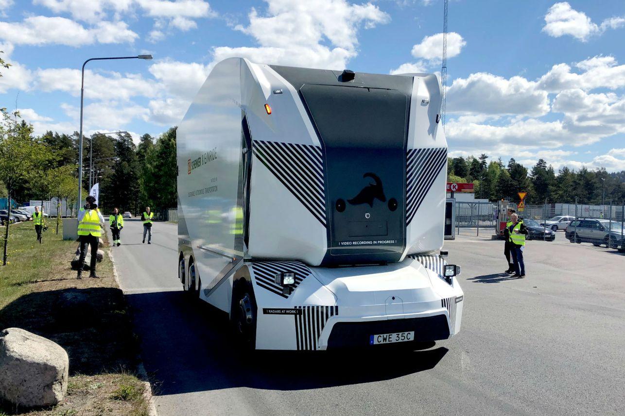 全球無人駕駛貨車試驗成功，物流行業(yè)邁入全新篇章