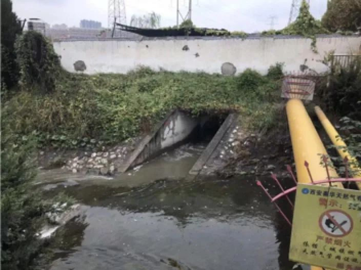 城市地下污水治理難題與黑臭河流整治的挑戰(zhàn)、策略及加速整治路徑探討