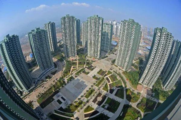 低收入家庭住房保障體系逐步完善的探索與實(shí)踐，構(gòu)建包容性住房環(huán)境的實(shí)踐之路