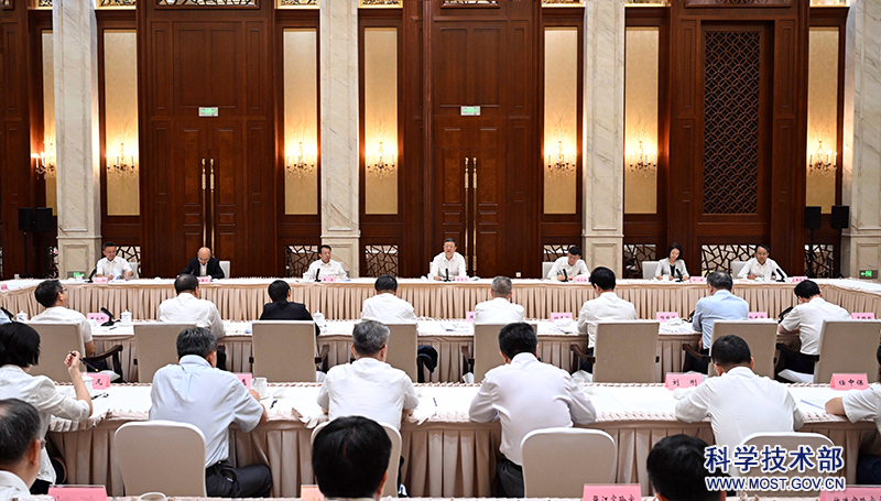中央經(jīng)濟工作會議透露新動向，中國經(jīng)濟的新起點與新征程
