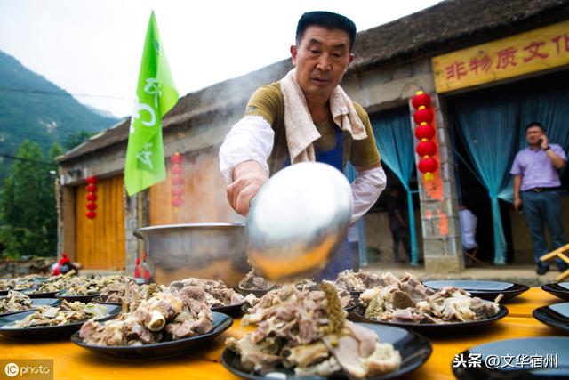 地方非遺美食文化節(jié)盛大開幕，傳統(tǒng)美食煥新活力