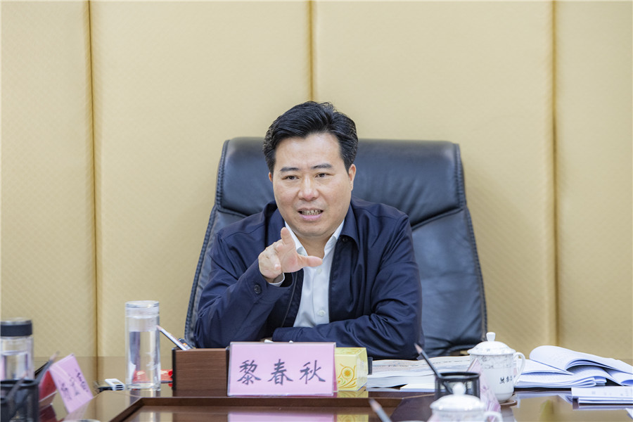 旅游景點(diǎn)中的文化傳承與生態(tài)平衡，文化與自然的和諧共生之道