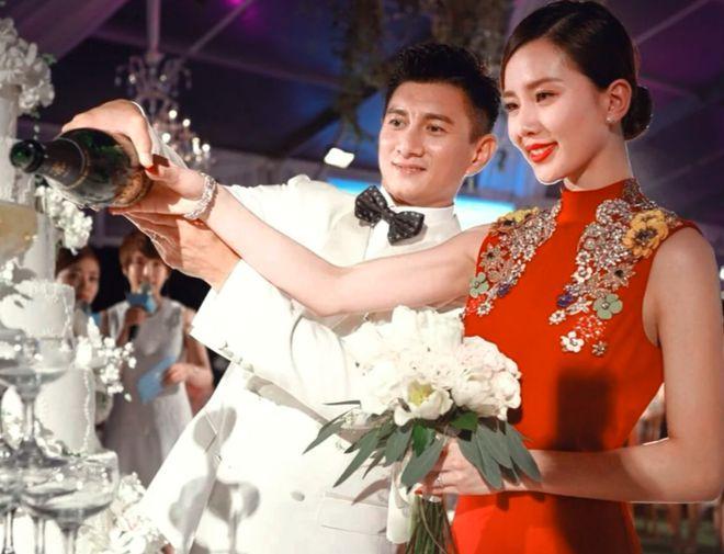 劉詩詩與吳奇隆婚姻穩(wěn)定傳聞揭秘，業(yè)內(nèi)爆料兩人從未離婚
