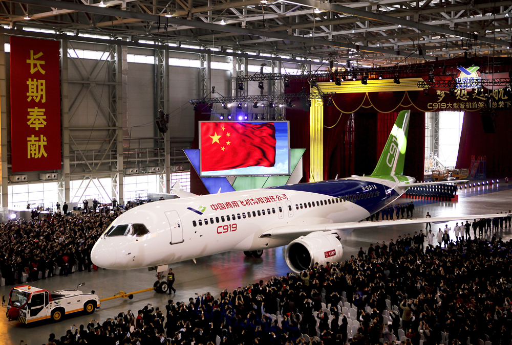 中國(guó)商飛國(guó)產(chǎn)飛機(jī)新進(jìn)展，邁向航空強(qiáng)國(guó)的里程碑