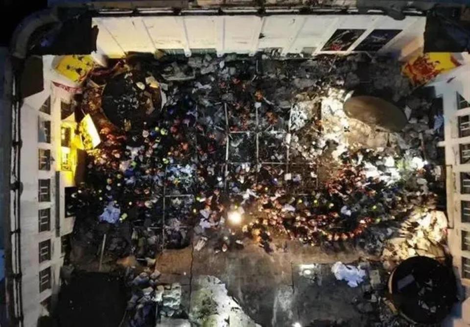 辟謠重慶體育館坍塌事件，真相與公眾情緒的較量