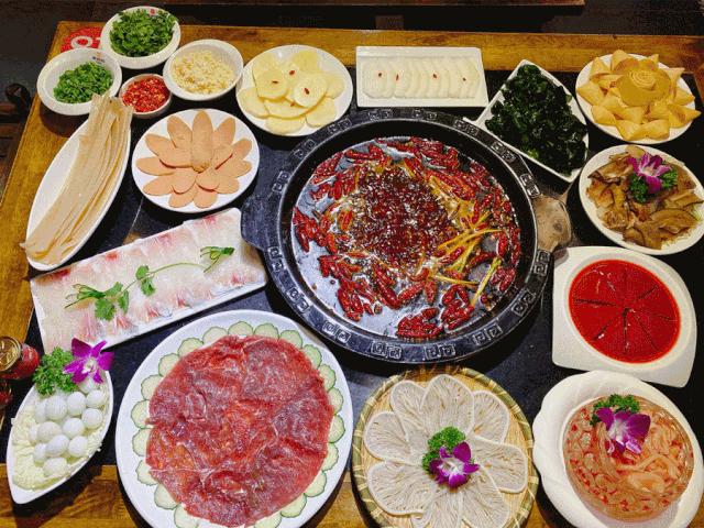 探尋火鍋底料奧秘，極致辣味體驗之旅