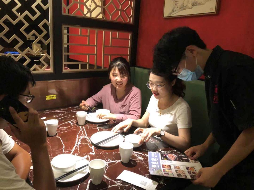 全球餐飲產(chǎn)業(yè)趨勢深度解析，食尚變革的魅力探索