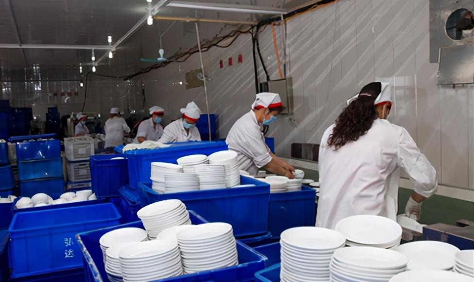 餐具與食物呈現(xiàn)，提升用餐儀式感的深度研究影響