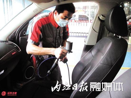 職業(yè)適應(yīng)與健康挑戰(zhàn)，醫(yī)生眼中的臭車司機(jī)與異味耐受性