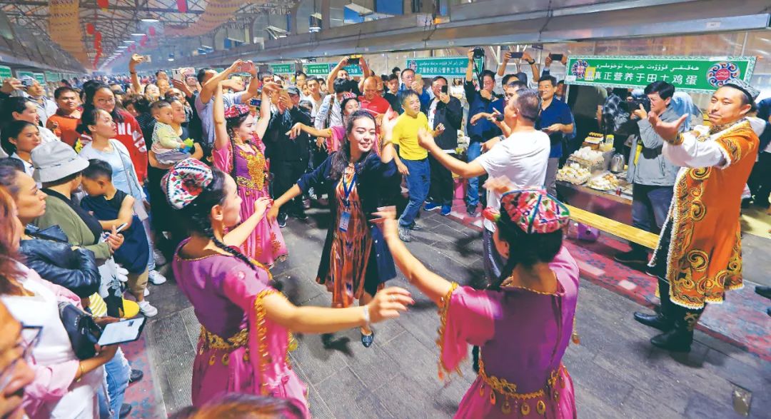 民族文化保護(hù)與社會(huì)整合，相互依賴，共促繁榮