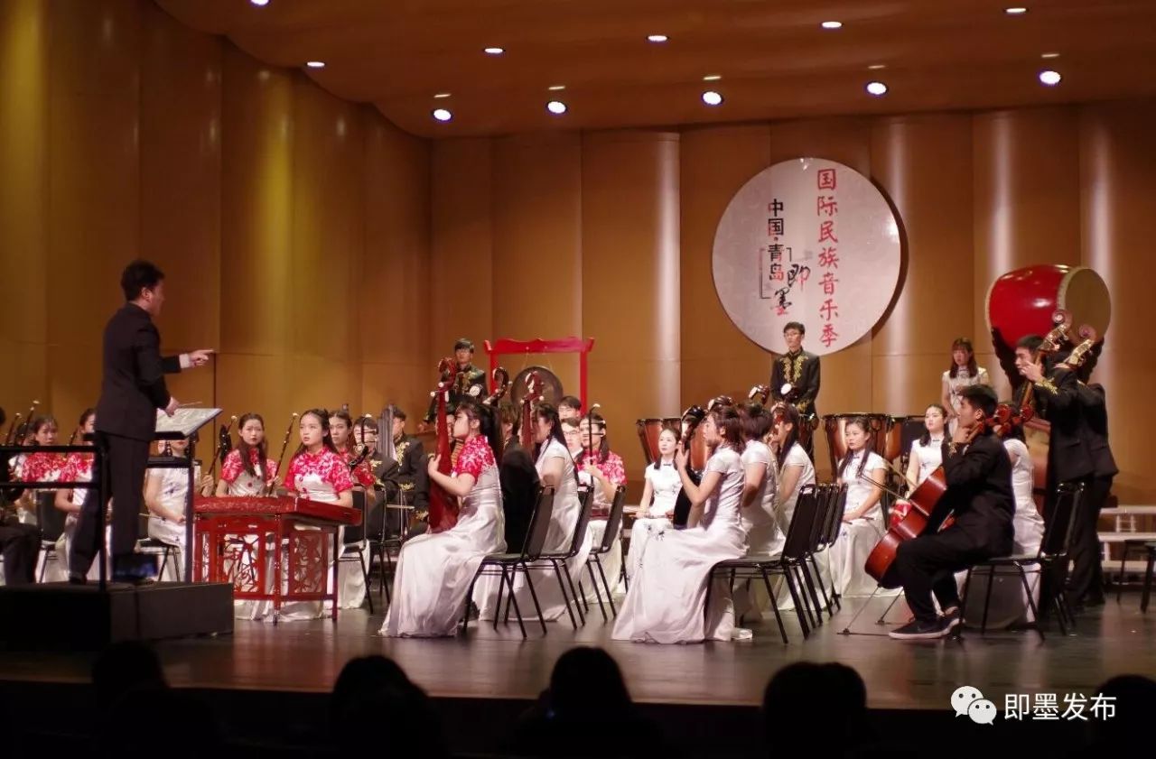 音樂(lè)會(huì)中的集體共鳴與文化認(rèn)同感