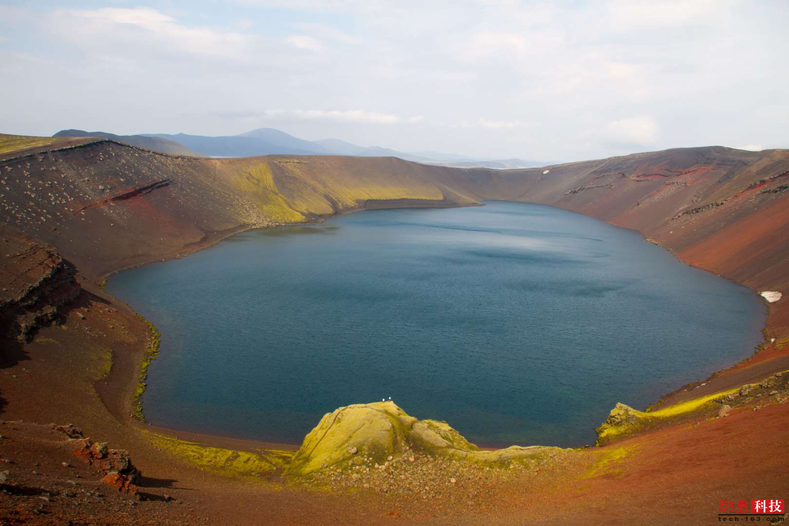揭秘世界最古老火山口湖泊，自然奇跡的探索之旅