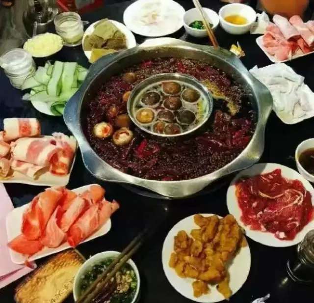 五種食材全餐創(chuàng)意挑戰(zhàn)菜單，烹飪大師的獨特創(chuàng)意
