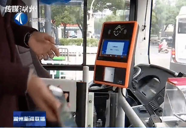 無(wú)人車減少城市交通碳排放的策略研究