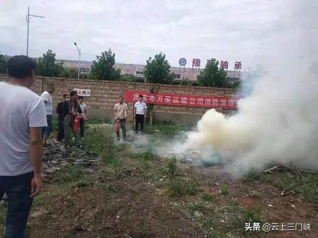 影視人物情感與社會觀念，交織的情感紐帶與文化的鏡像探究