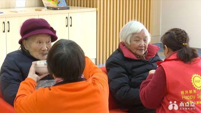 智能醫(yī)療設備助力老年人健康監(jiān)測提升