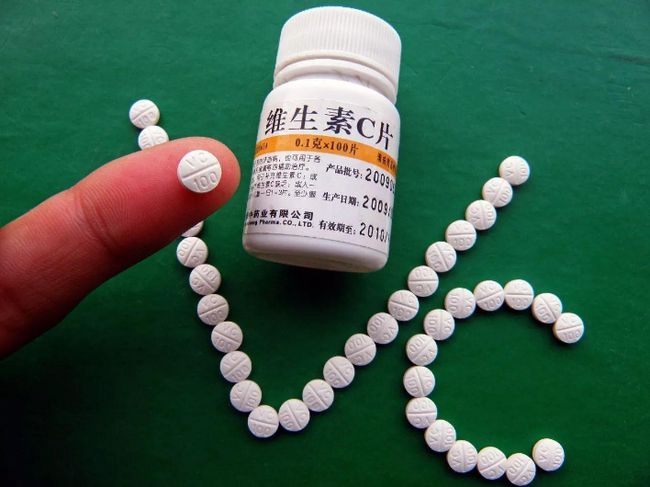 適量維生素C攝入，助力免疫系統(tǒng)健康維護(hù)