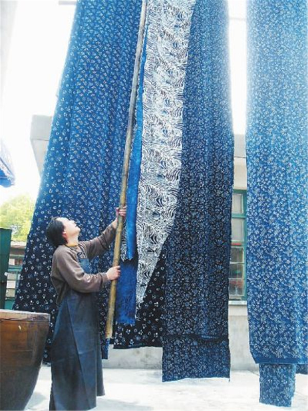藍(lán)印花布，手工技藝與文化故事的交織傳承