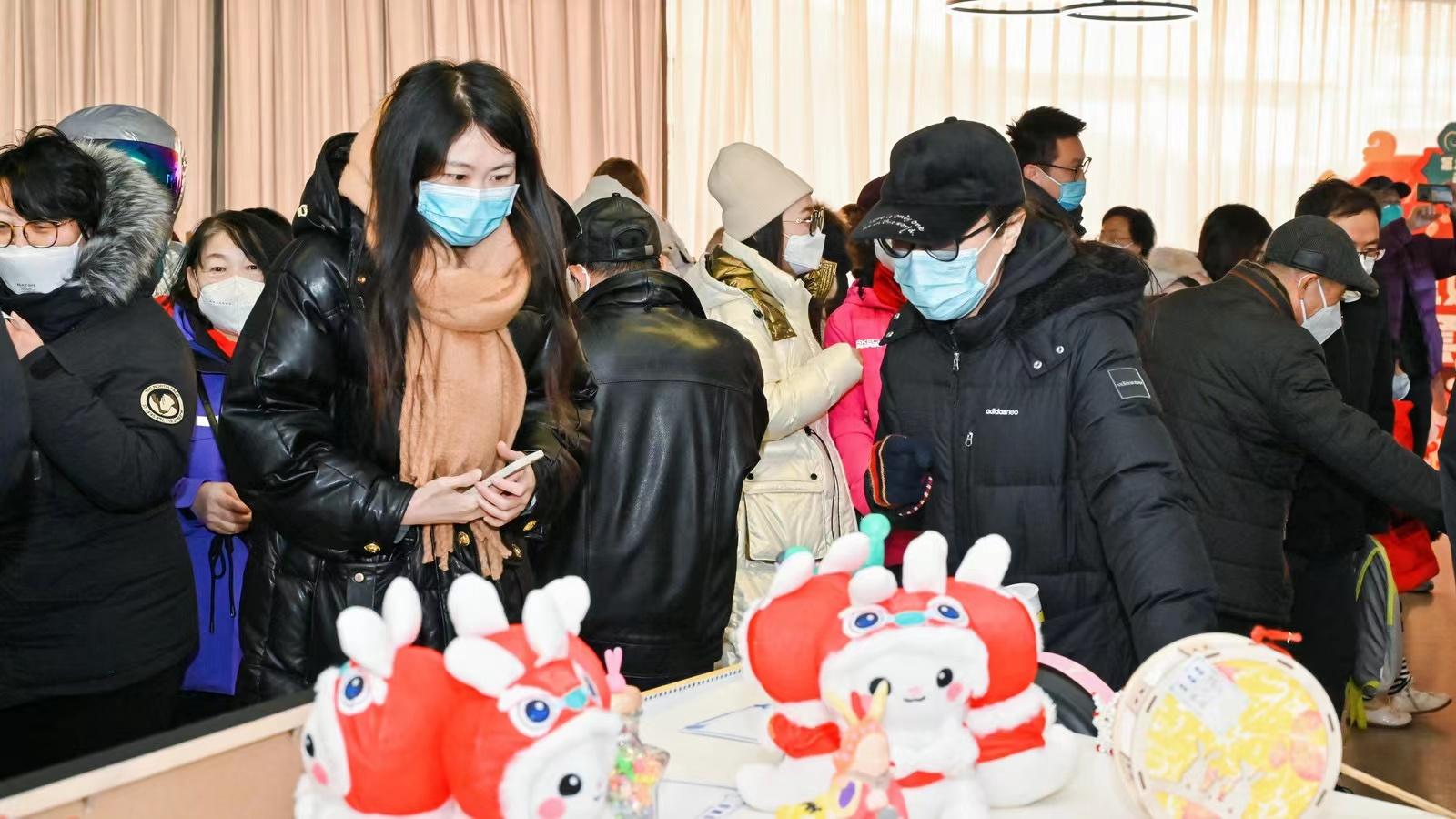 非遺剪紙藝術(shù)，國(guó)際巡展展現(xiàn)傳統(tǒng)與現(xiàn)代交融之美與數(shù)字化趨勢(shì)